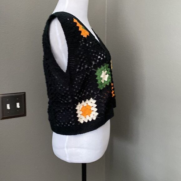NWT Rebellion Open Crocheted Vest Black Grannycore Crop Top - Picture 6 of 10